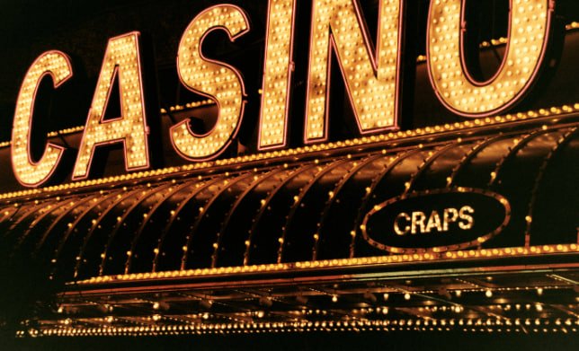 apk 577 sports and casino-style sections shown in a balanced layout